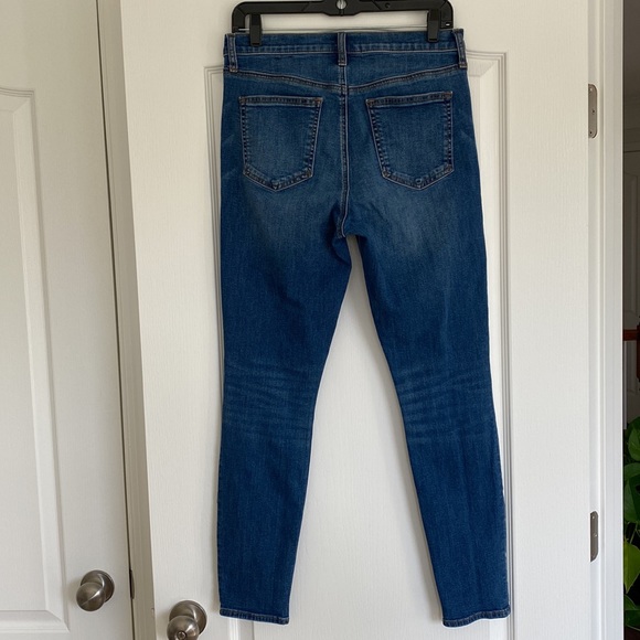 Medium blue GAP True Skinny high rise jeans - Picture 4 of 6